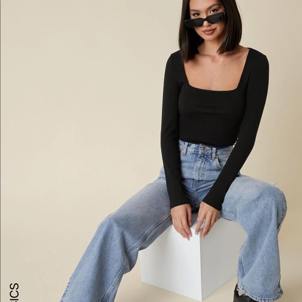 Square Neck Top - Picture 5 of 5